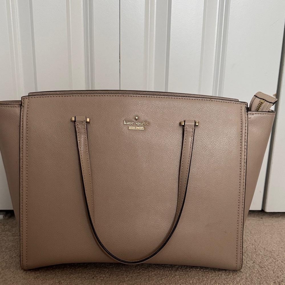 LIKE NEW Kate Spade Beige Leather Tote Bag